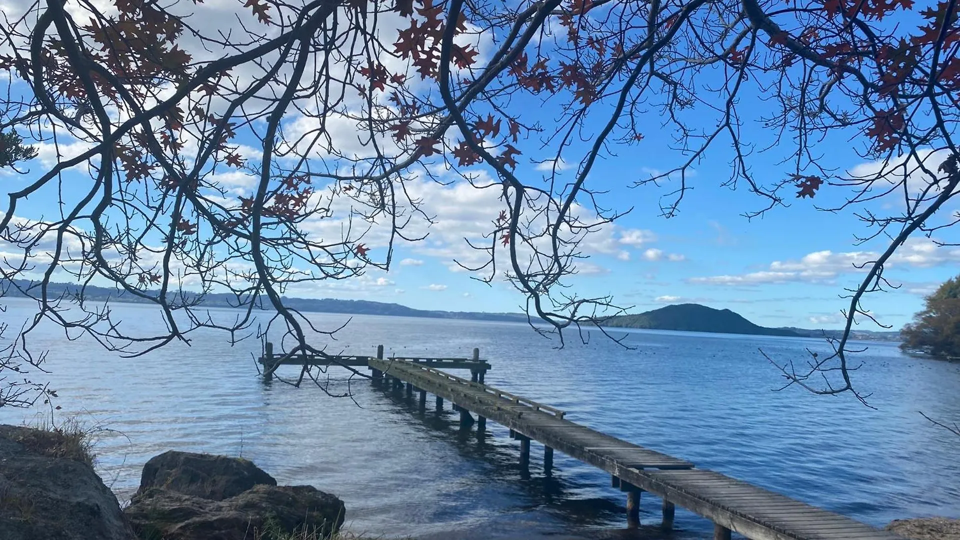 Zodiac Bay Lake Retreat ロトルア ニュージーランド